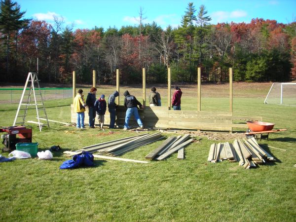 build team putting it up